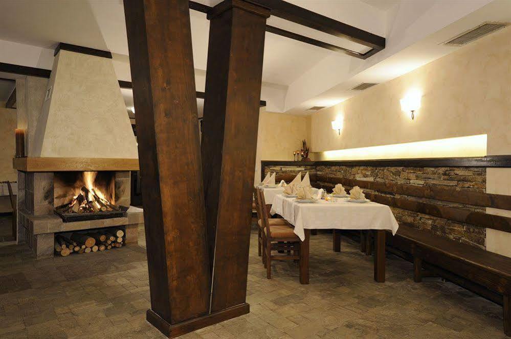 Hotel Smilen スモーリャン エクステリア 写真